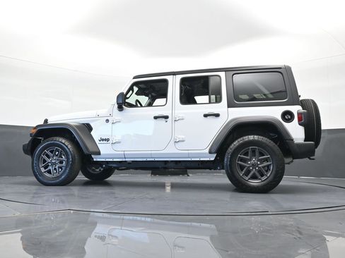Used 2024 Jeep Wrangler Sport S image 50
