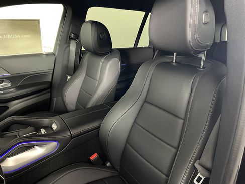 New 2025 Mercedes-Benz GLS 450 4MATIC image 17