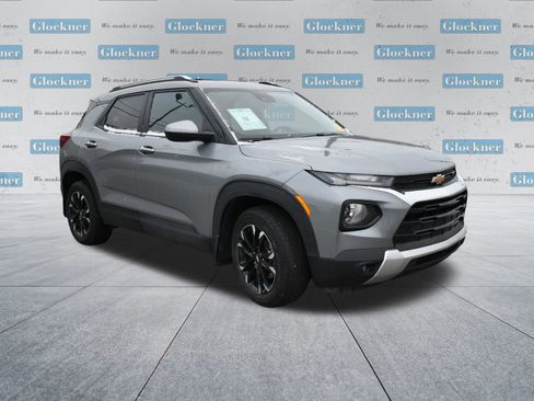 Used 2023 Chevrolet TrailBlazer LT image 3