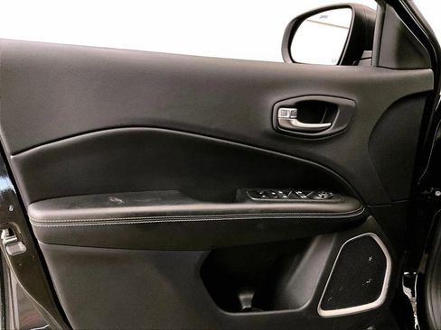 Used 2020 Jeep Compass Sport AWD/4WD image 22