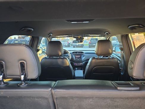 Used 2021 Chevrolet TrailBlazer ACTIV image 11