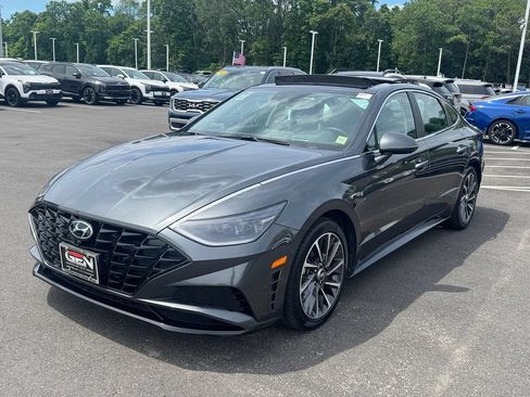 Used 2023 Hyundai Sonata Limited w/ Cargo Package FWD image 7