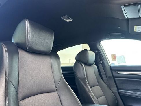 Used 2019 Honda Accord Sport image 13
