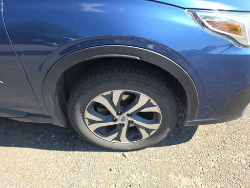 Used 2022 Subaru Outback Limited AWD/4WD image 5