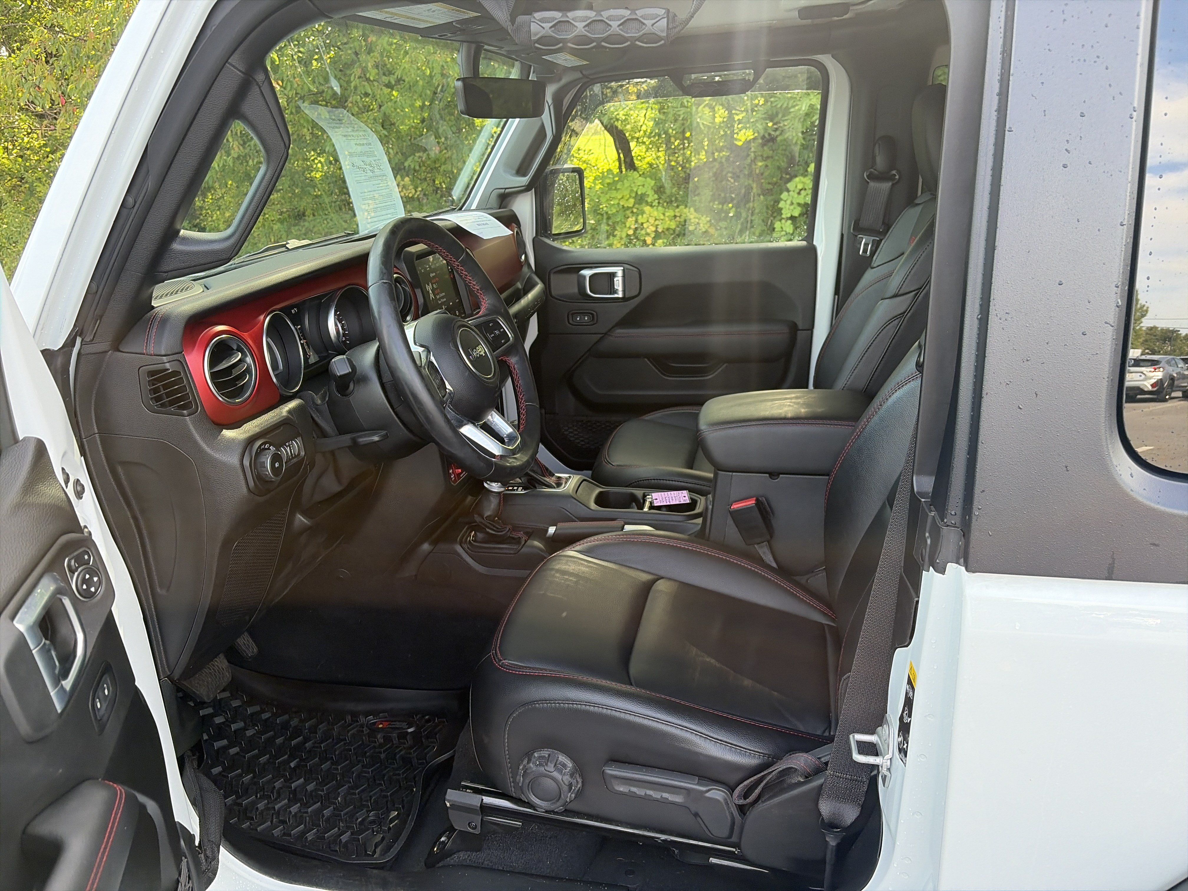 Used 2021 Jeep Wrangler Rubicon AWD/4WD image 19