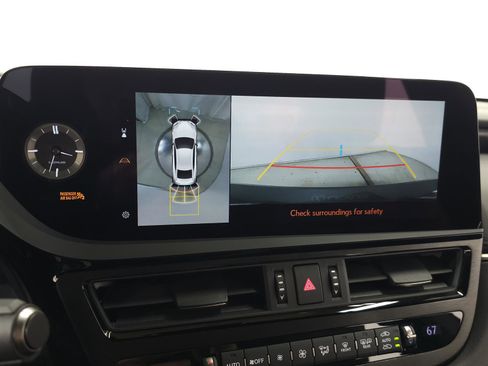 Used 2025 Lexus ES 300h Ultra Luxury image 30