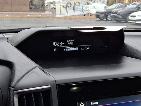 Certified 2023 Subaru Crosstrek 2.0i Premium image 19