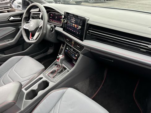 Certified 2026 Volkswagen Jetta GLI Autobahn image 11