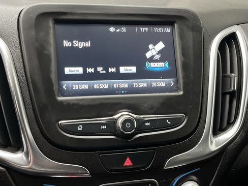 Used 2018 Chevrolet Equinox LT AWD/4WD image 17