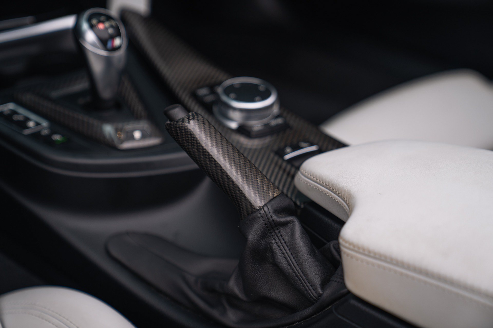 Used 2016 BMW M4 Convertible RWD image 48