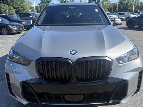 Used 2026 BMW X5 xDrive40i AWD/4WD image 3