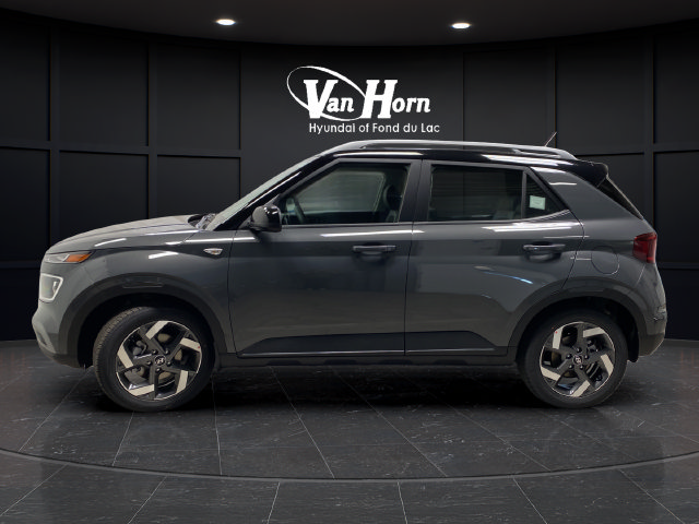 New 2026 Hyundai Venue SEL FWD image 4