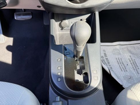 Used 2010 Kia Forte EX image 19