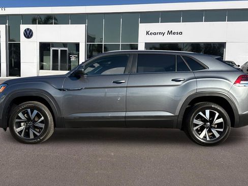 Used 2022 Volkswagen Atlas Cross Sport SE image 7
