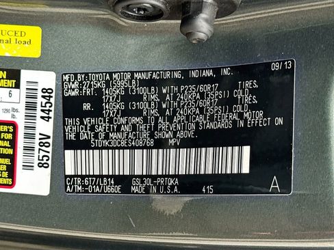 Used 2014 Toyota Sienna XLE image 43