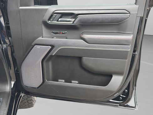 Used 2025 GMC Sierra 1500 AT4X w/ AT4X AEV Edition image 42