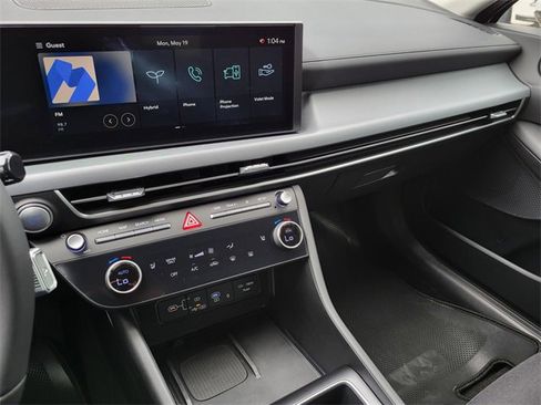 New 2025 Hyundai Sonata SEL image 16