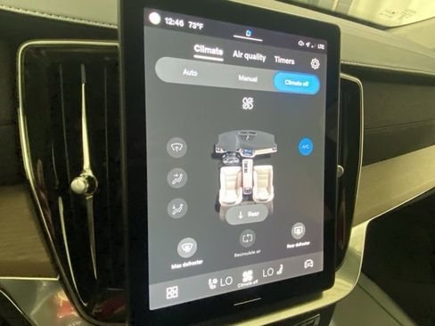 Certified 2025 Volvo XC90 B6 Plus image 23