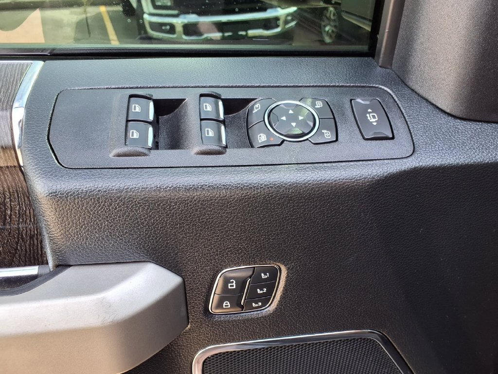 Used 2021 Ford F250 Lariat AWD/4WD image 24