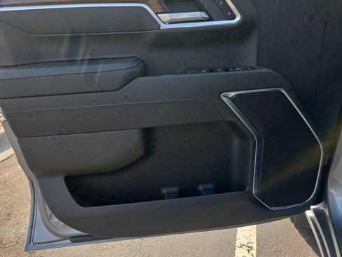 New 2026 Chevrolet Silverado 1500 LT image 10