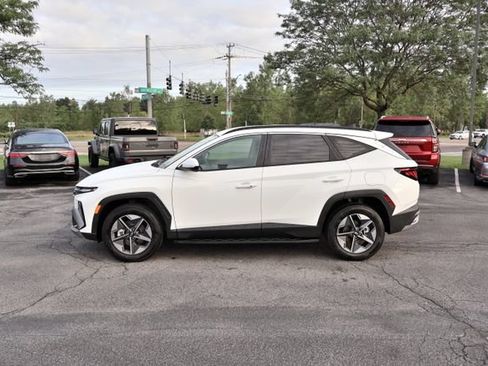 Used 2026 Hyundai Tucson SEL Plus AWD/4WD image 4
