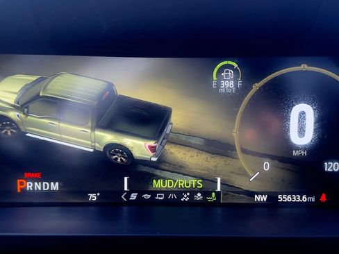 Used 2022 Ford F150 Lariat w/ Trailer Tow Package image 30