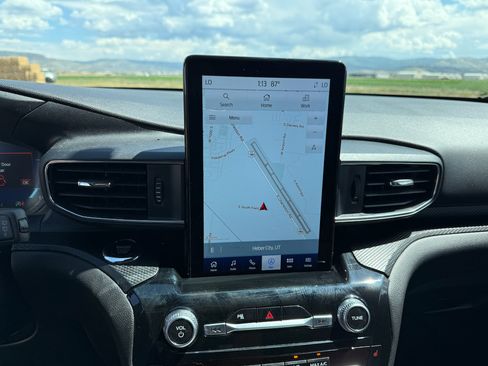Used 2024 Ford Explorer ST w/ Equipment Group 401A AWD/4WD image 22