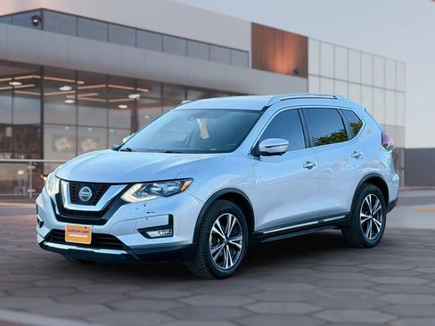 Used 2018 Nissan Rogue SL FWD image 4