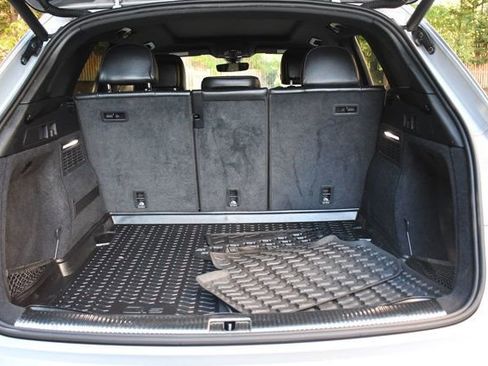 Used 2021 Audi SQ5 Premium Plus w/ Premium Plus Package image 8