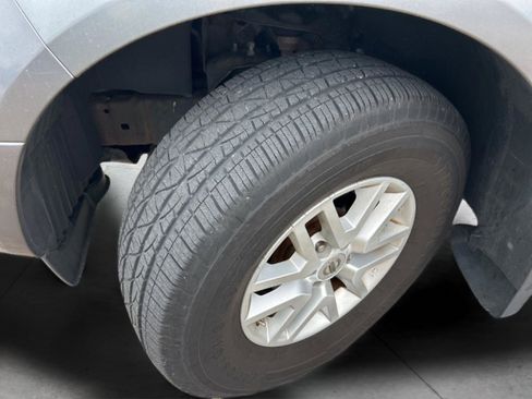 Used 2017 Nissan Frontier SV image 34