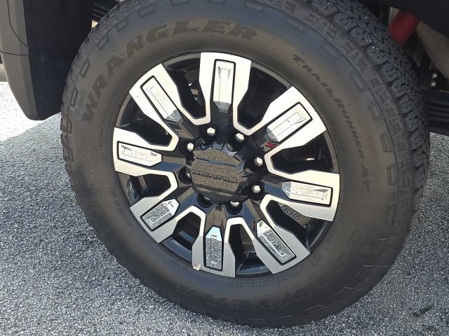 Used 2024 GMC Sierra 2500 Denali w/ Denali Reserve Package AWD/4WD image 12