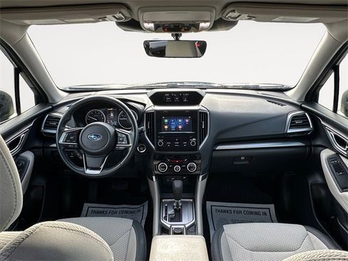 Used 2023 Subaru Forester Premium image 10
