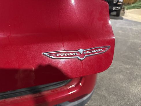 Used 2019 Jeep Compass Trailhawk image 13