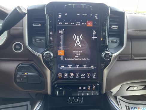 Used 2020 RAM 3500 Laramie AWD/4WD image 23