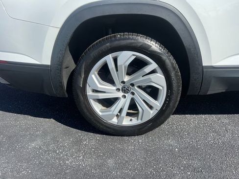 Used 2022 Volkswagen Atlas SE image 13