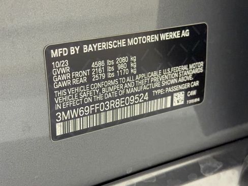 Certified 2024 BMW 330i Sedan w/ Convenience Package RWD image 31