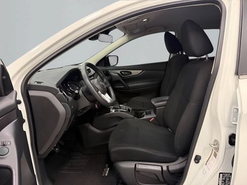 Used 2021 Nissan Rogue Sport S FWD image 12