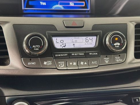 Used 2015 Honda Odyssey EX image 17