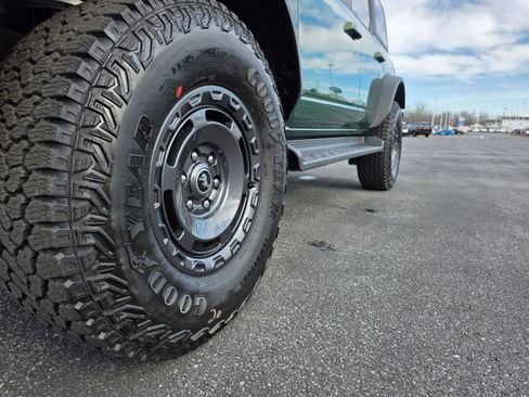 New 2025 Ford Bronco Outer Banks w/ Sasquatch Package image 28