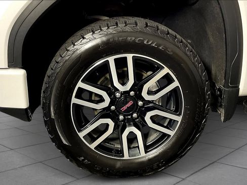 Used 2021 GMC Sierra 1500 AT4 image 11