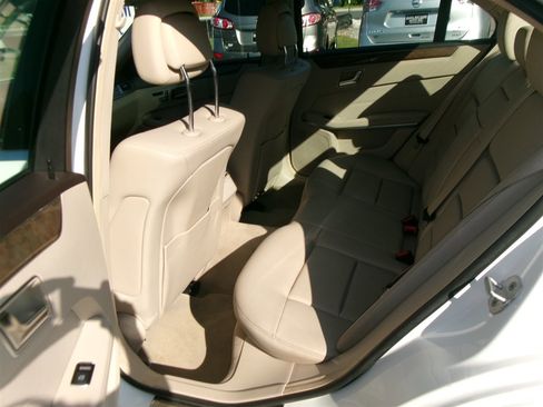 Used 2014 Mercedes-Benz E 350 Sedan image 14