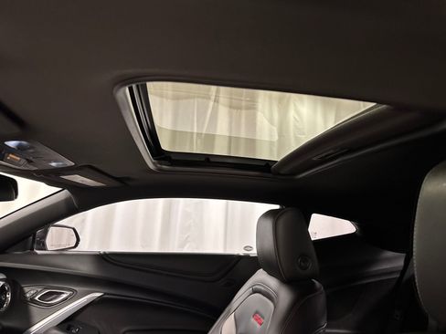 Used 2016 Chevrolet Camaro SS RWD image 32