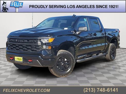 New 2026 Chevrolet Silverado 1500 Custom Trail Boss w/ LPO, Dark Essentials Package AWD/4WD image 1