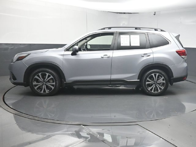 Used 2023 Subaru Forester Limited AWD/4WD image 5