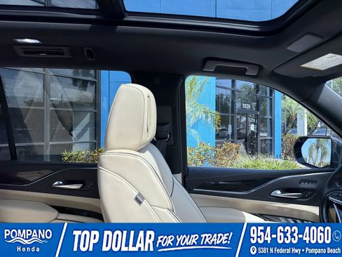 Used 2024 Cadillac Escalade Premium Luxury AWD/4WD image 19