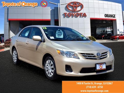 Used 2013 Toyota Corolla LE FWD image 1