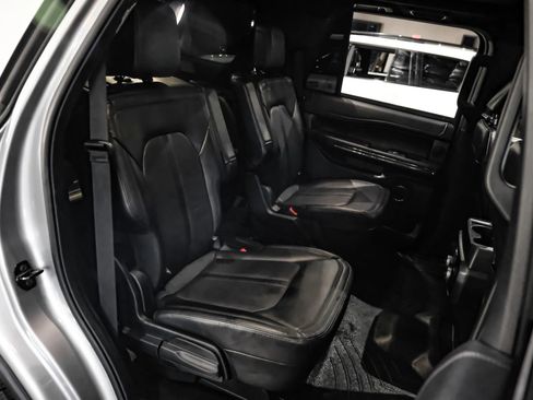 Used 2021 Ford Expedition Limited image 29