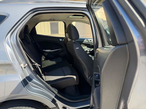 Used 2018 Ford EcoSport SE w/ SE Convenience Package AWD/4WD image 4