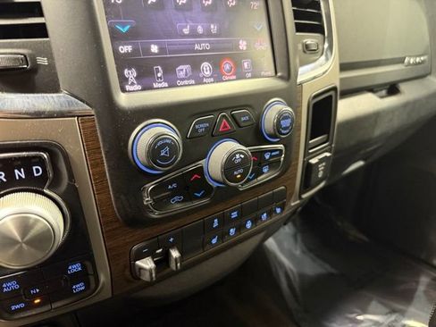 Used 2016 RAM 1500 Laramie image 16