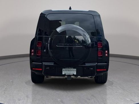 Certified 2025 Land Rover Defender 130 X-Dynamic SE AWD/4WD image 7